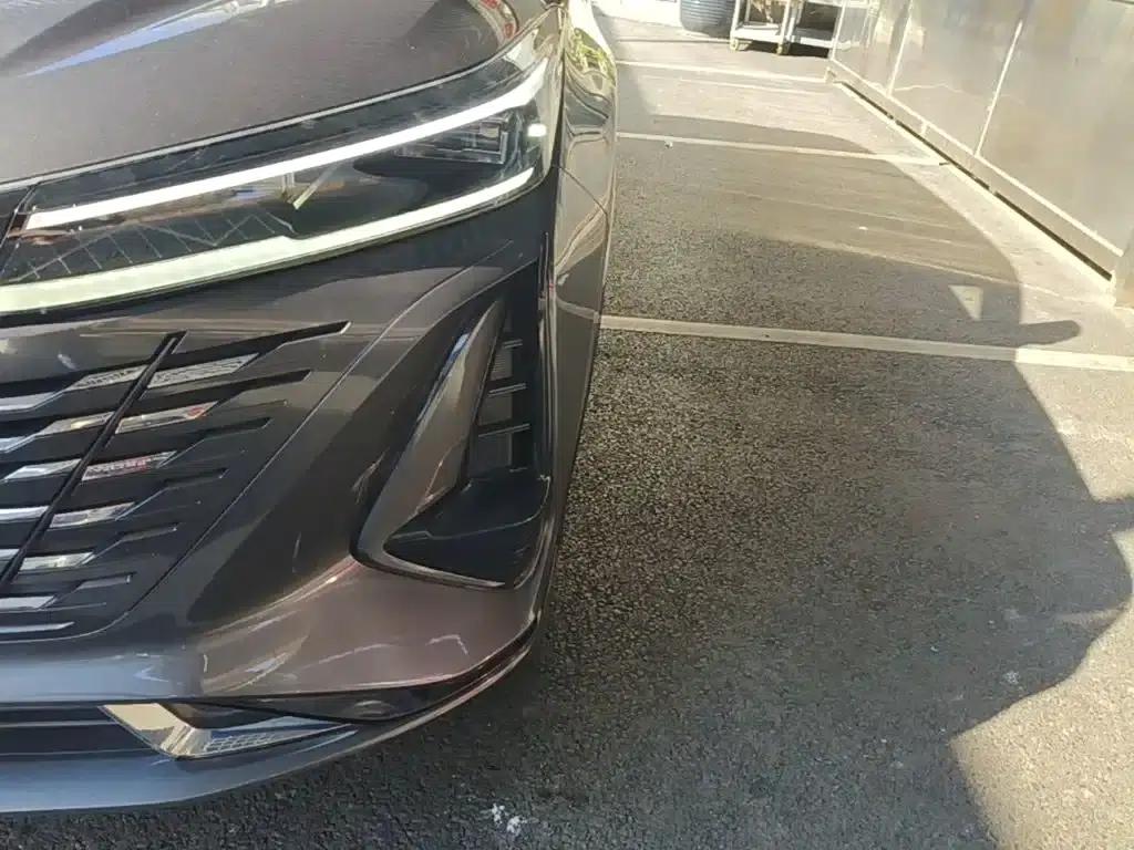 Changan CS75PLUS 2023 Model, Third Generation, 1.5T Automatic Premium Edition — миниатюра 24