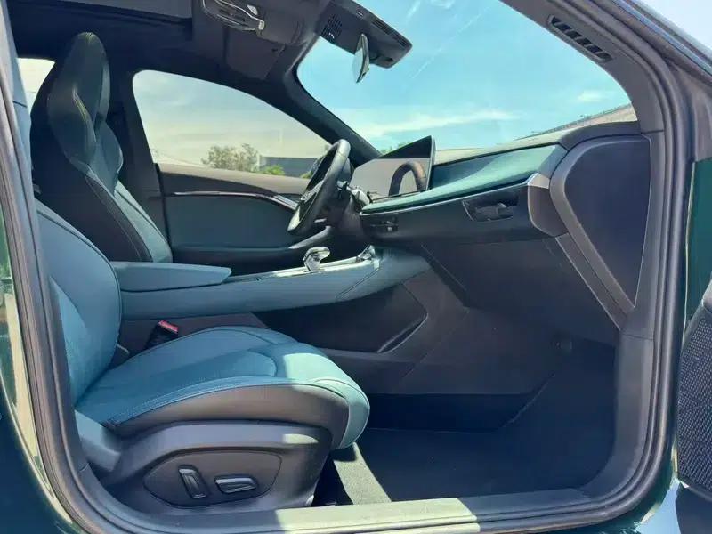 MG7 2025 2.0T Automatic Trophy+ Super Intelligent Driving Edition — миниатюра 15