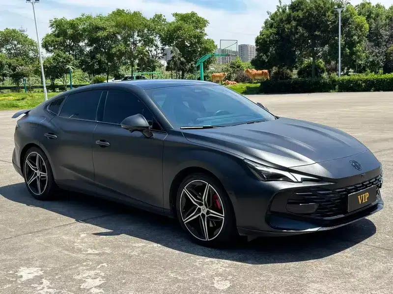 MG7 2025 2.0T Automatic Trophy+ Super Intelligent Driving Edition — миниатюра 3