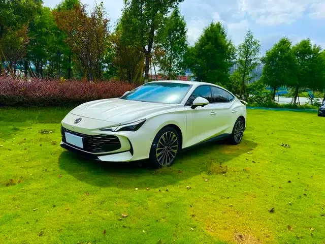 MG7 2023 2.0T Automatic Beauty Edition