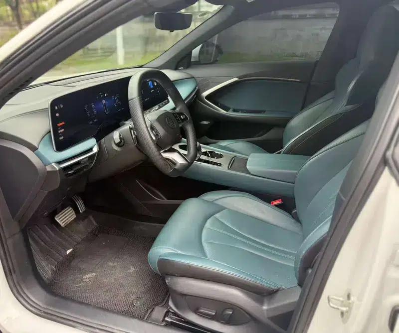 MG7 2023 2.0T Automatic Trophy+ Exhilarating Edition — миниатюра 9