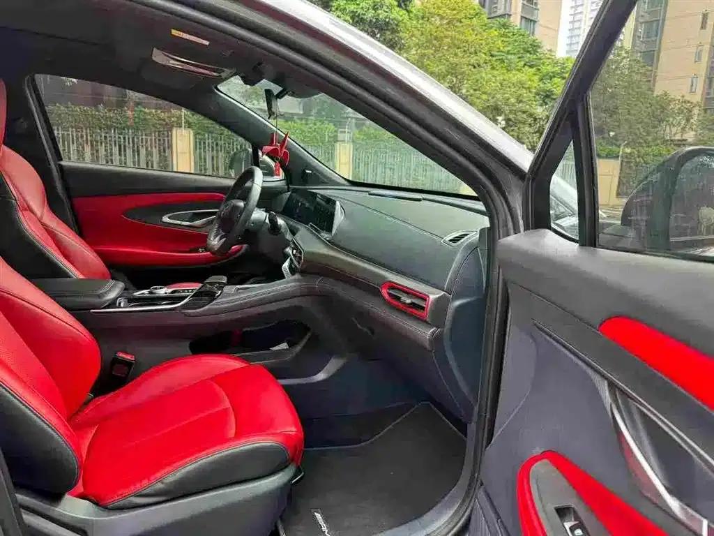 Changan UNI-T 2020 1.5T Premium Edition — миниатюра 8