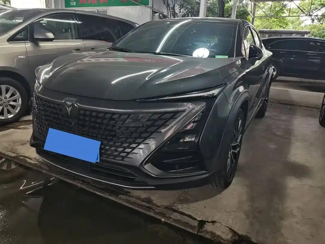 Changan UNI-T 2022 1.5T Premium Edition — миниатюра 1