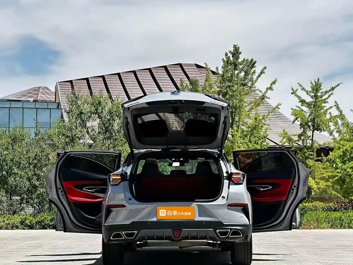 Changan UNI-T 2021 1.5T Sport Flagship Edition — миниатюра 8
