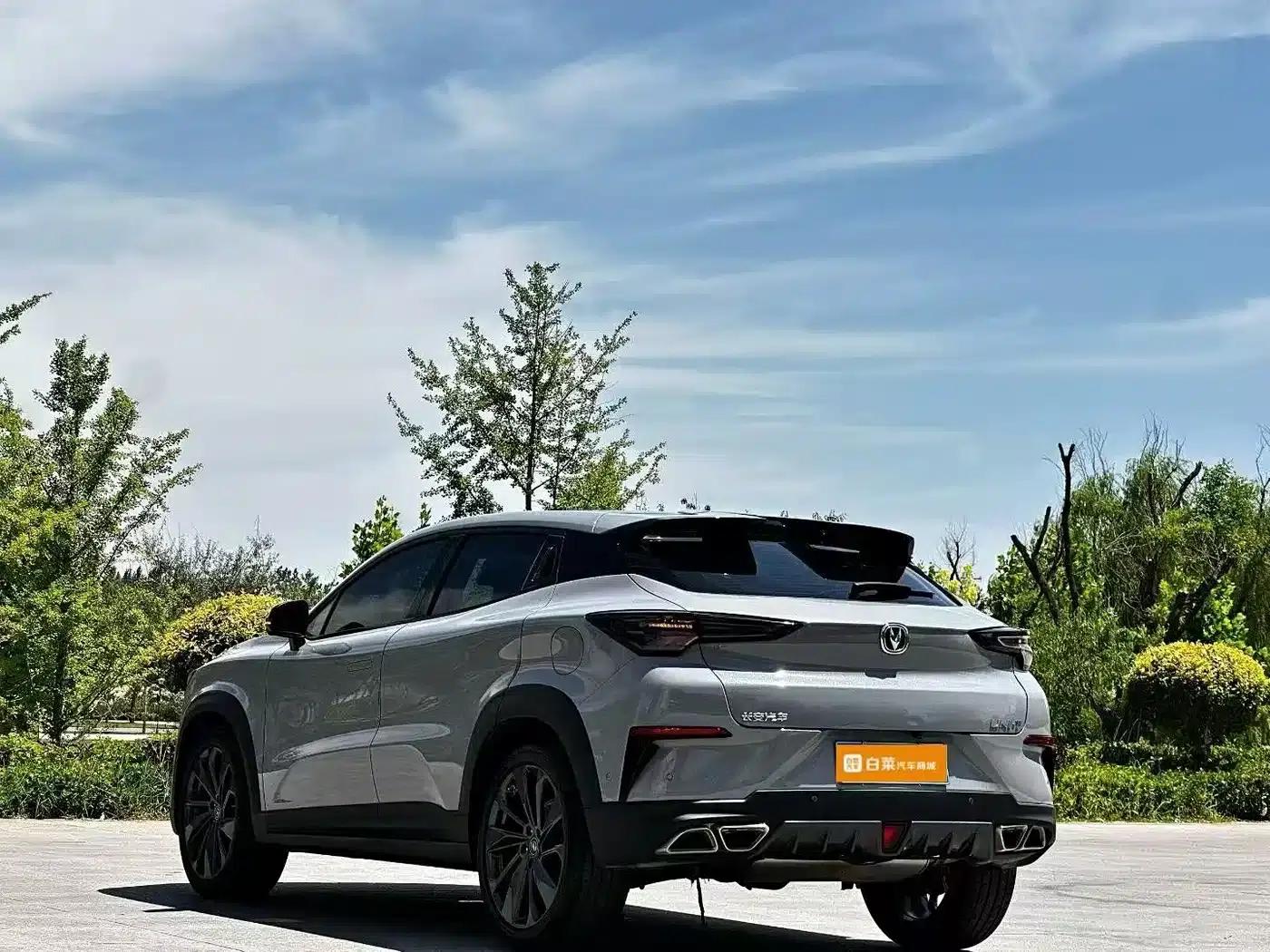 Changan UNI-T 2021 1.5T Sport Flagship Edition — миниатюра 9