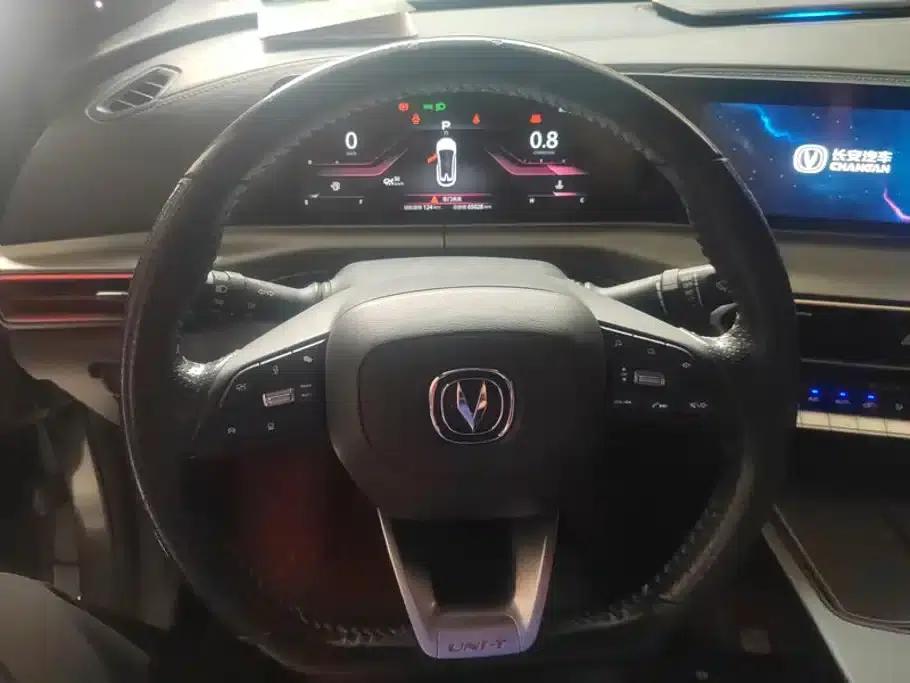 Changan UNI-T 2020 1.5T Premium Edition — миниатюра 15