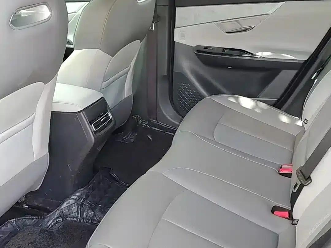 Changan UNI-T 2023 Second Generation 1.5T Premium Edition — миниатюра 6