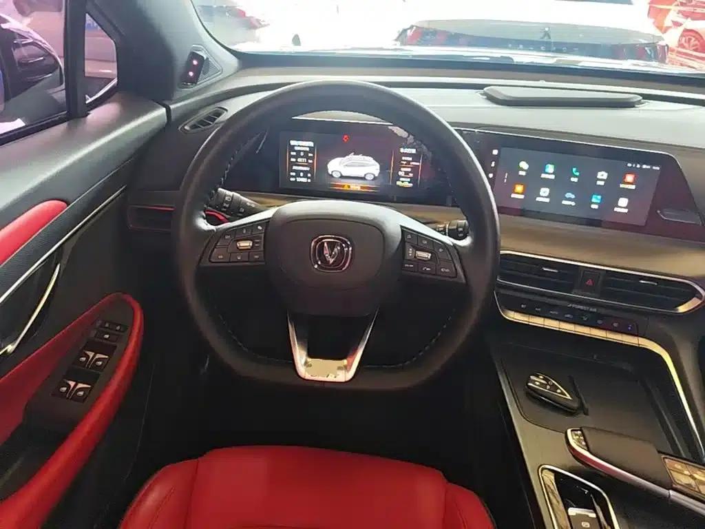 Changan UNI-T 2020 1.5T Flagship Edition — миниатюра 11