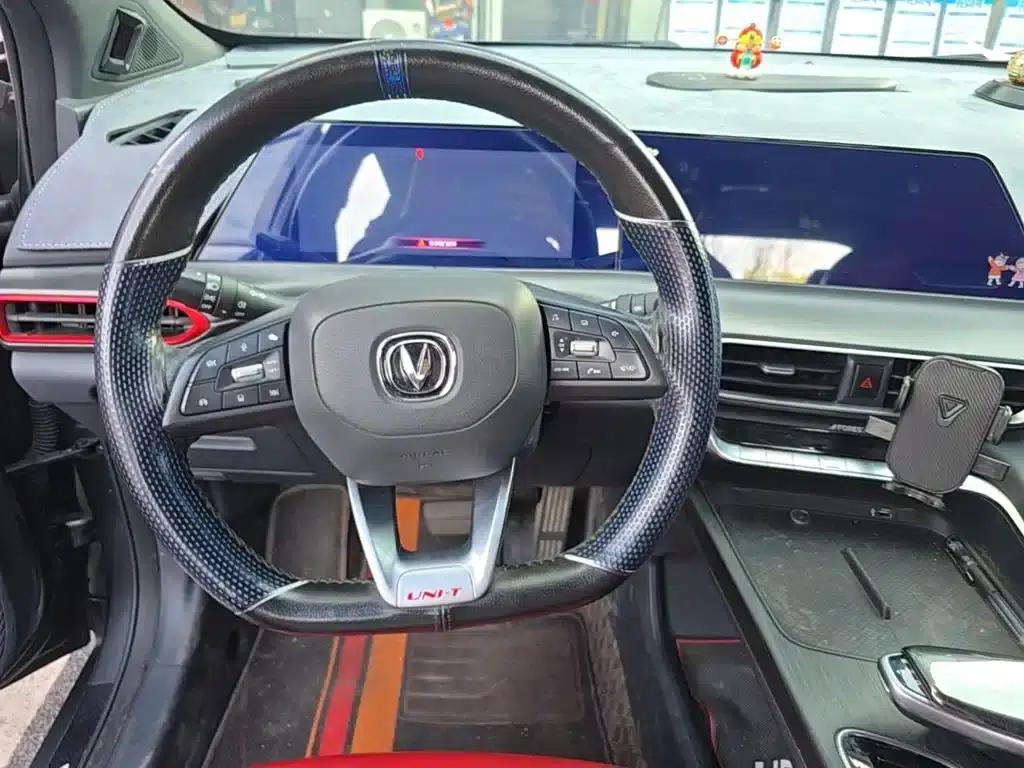 Changan UNI-T 2020 1.5T Flagship Edition — миниатюра 11