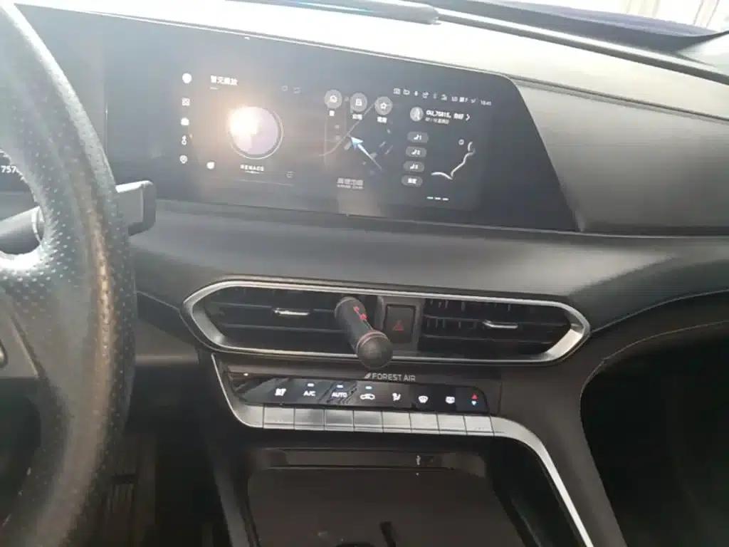 Changan UNI-T 2022 1.5T Premium Edition — миниатюра 13