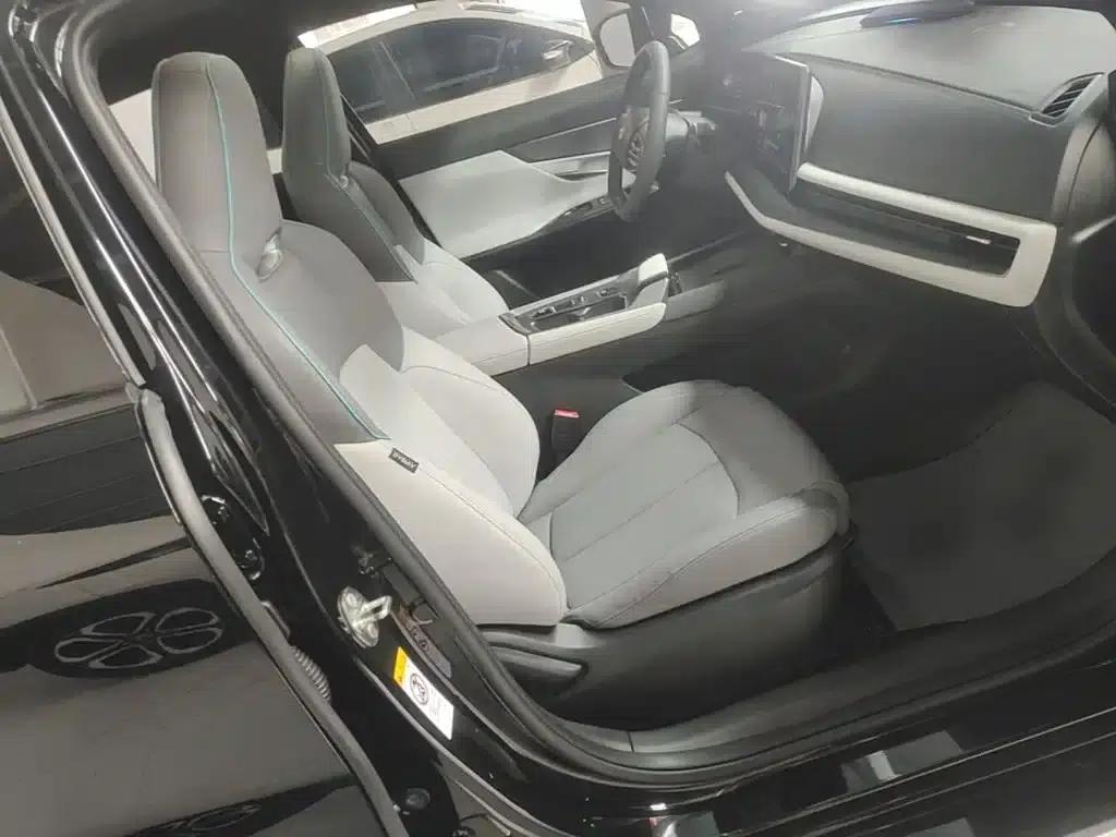 Changan UNI-T 2023 Second Generation 1.5T Premium Edition — миниатюра 25
