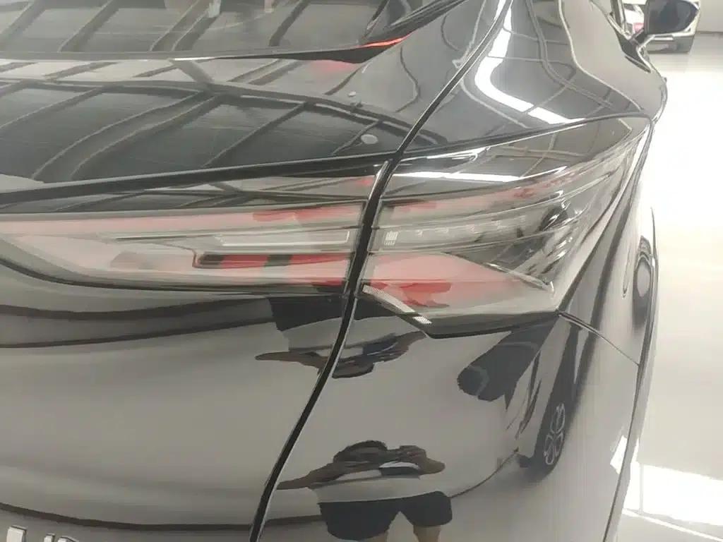 Changan UNI-T 2023 Second Generation 1.5T Premium Edition — миниатюра 8