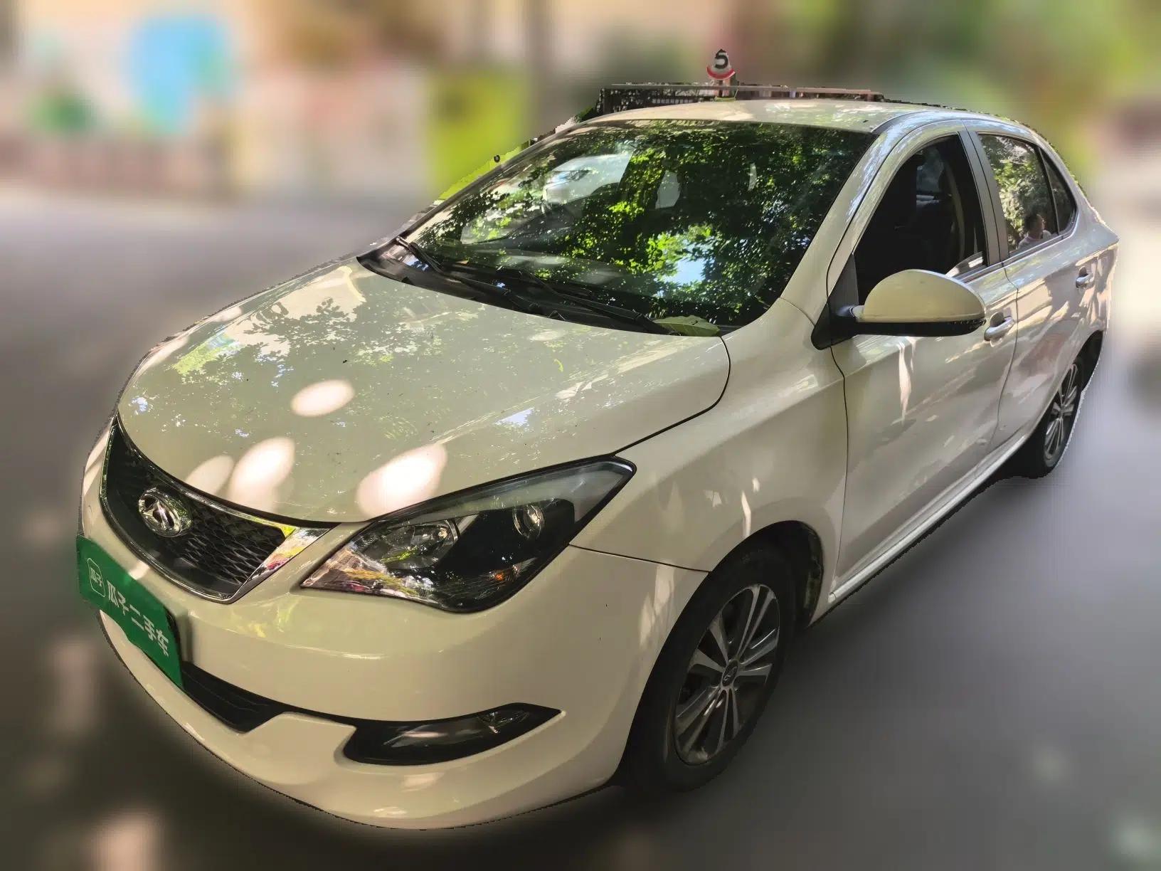 Chery Arrizo 3 2015 1.5L Manual High-End Version — миниатюра 1