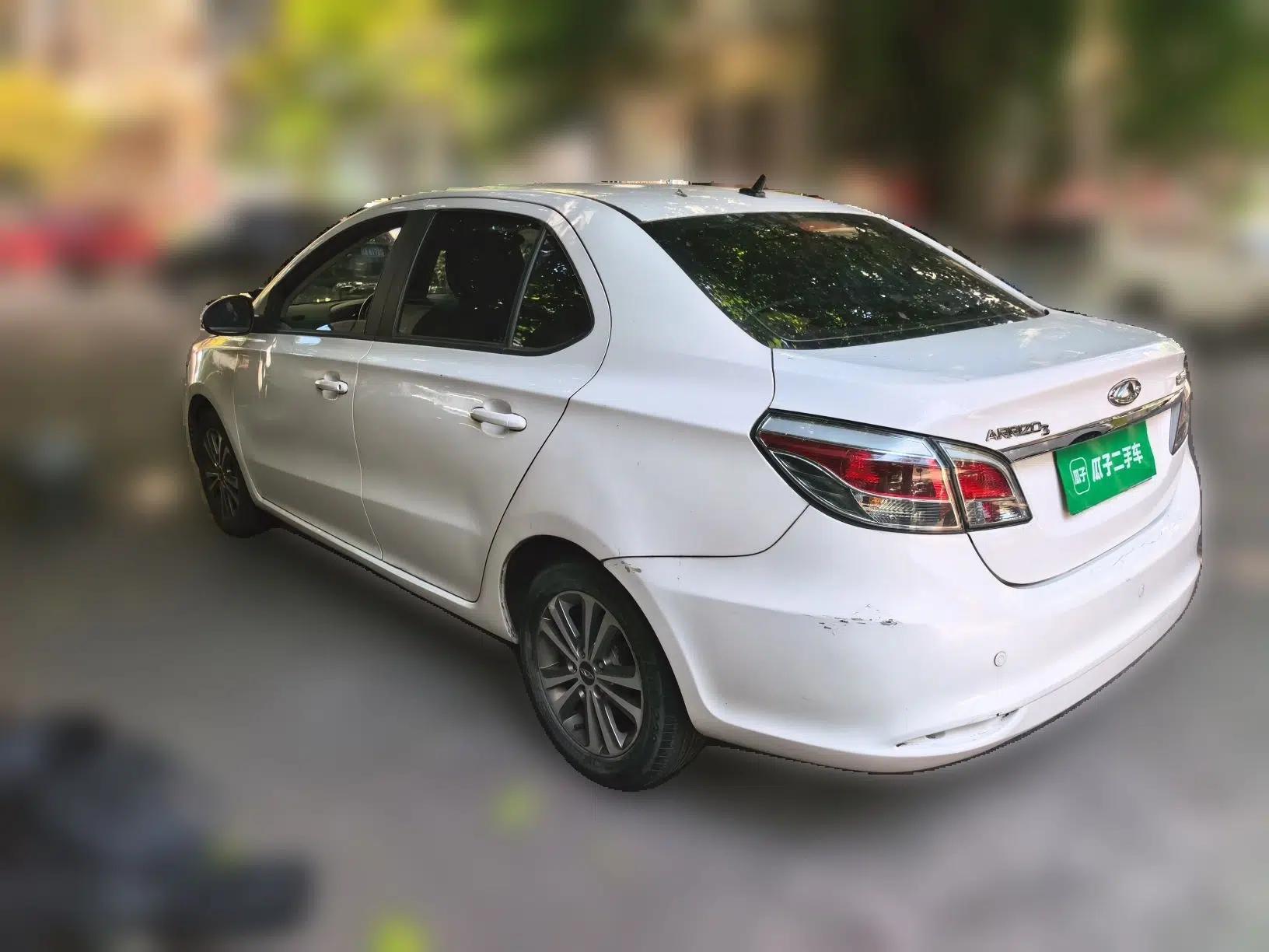 Chery Arrizo 3 2015 1.5L Manual High-End Version — миниатюра 4