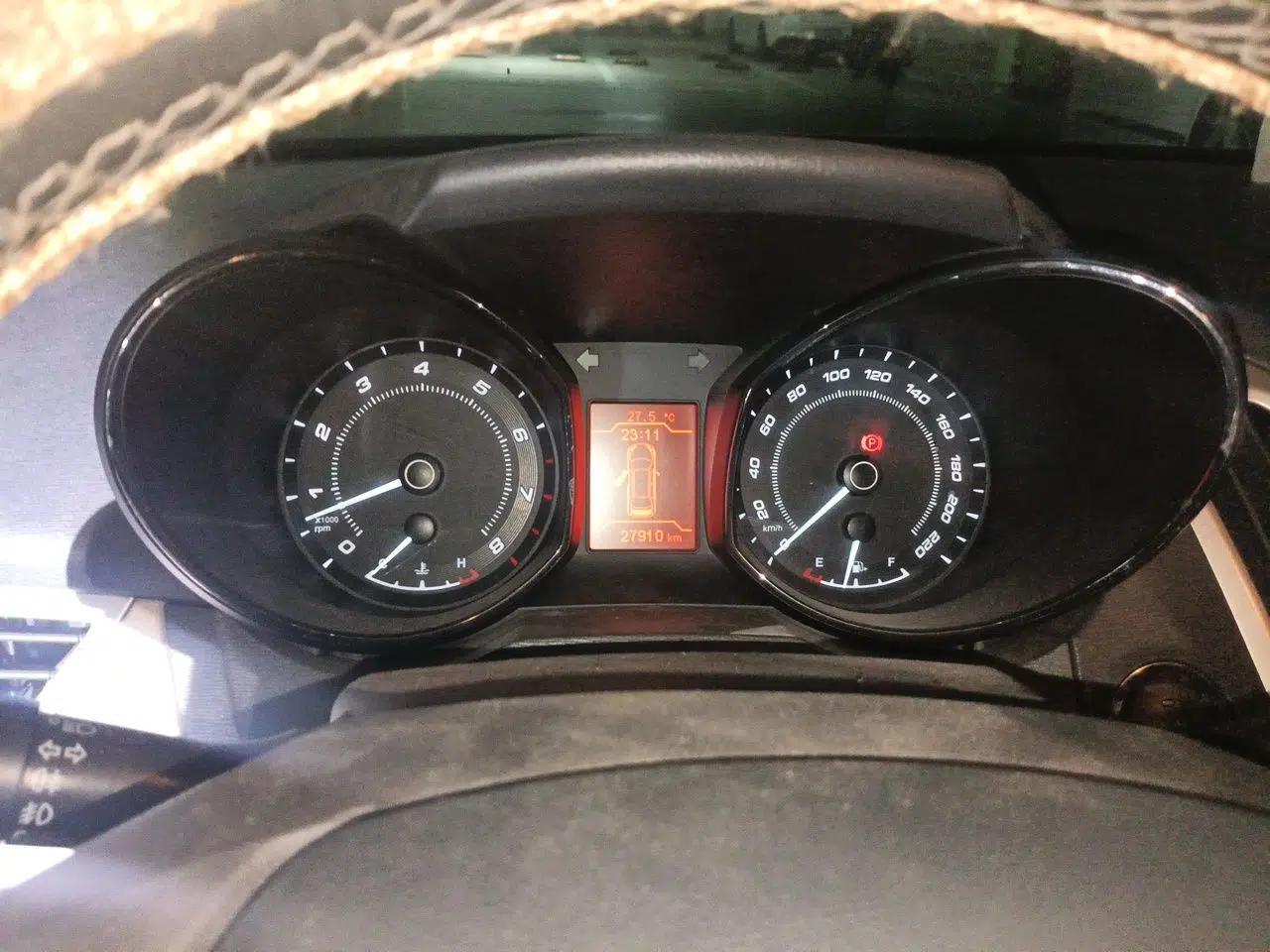 Chery Arrizo 7 2015 1.6L Manual ZhiXiang Edition — миниатюра 11