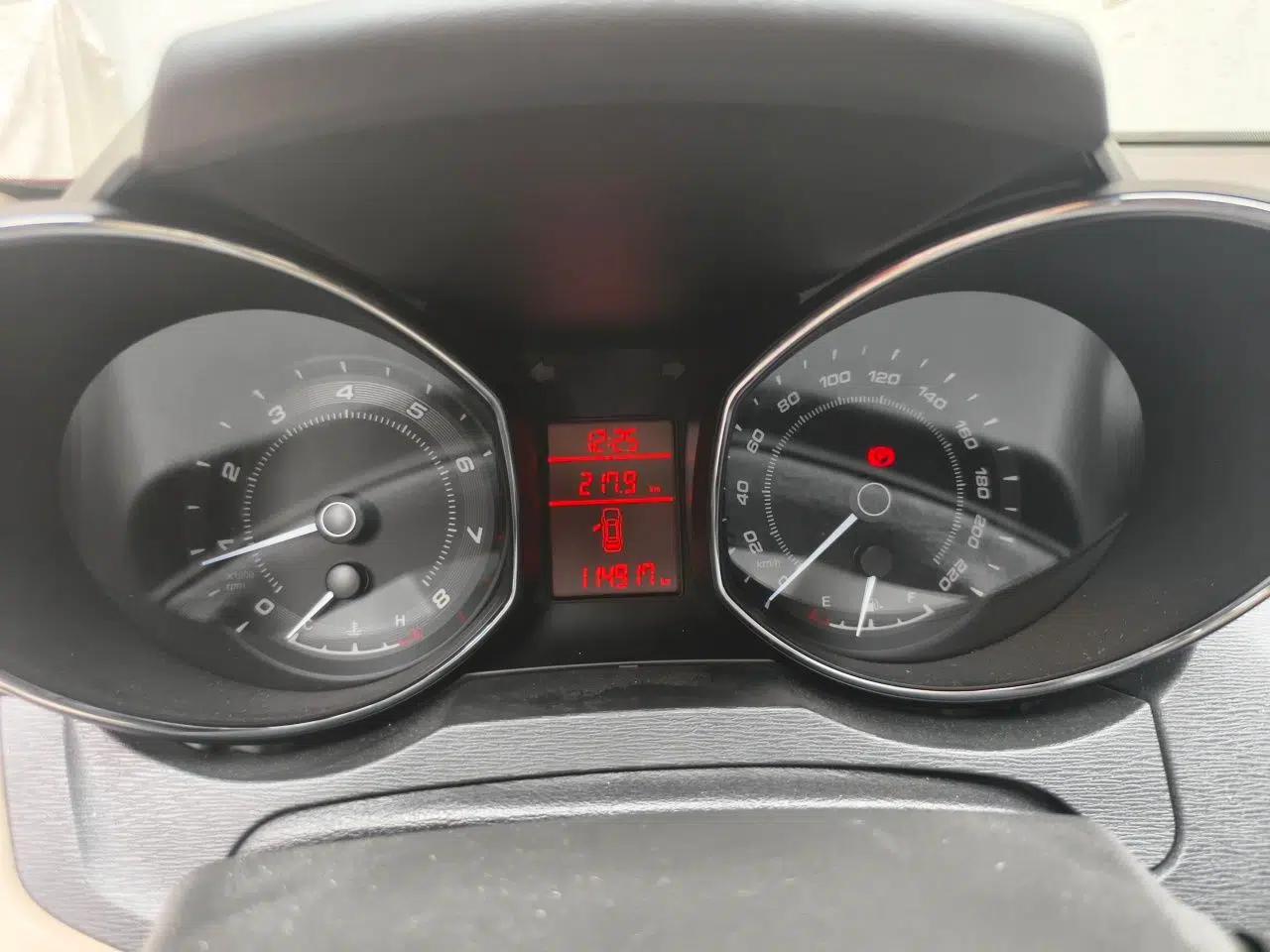 Chery Arrizo 7 2015 1.5T Manual ZhiShang Edition — миниатюра 11