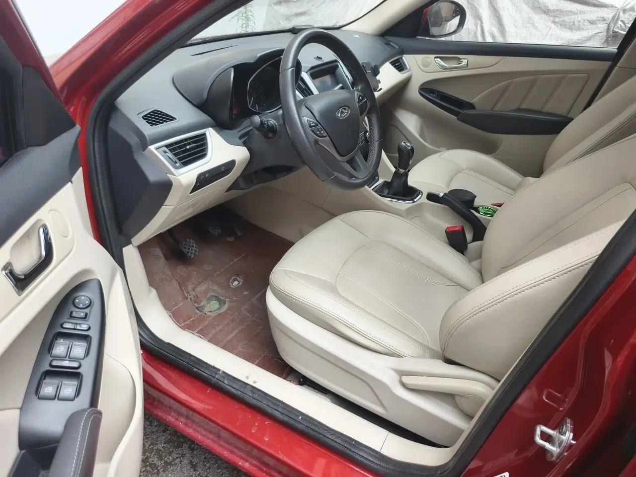 Chery Arrizo 7 2015 1.5T Manual ZhiShang Edition — миниатюра 16