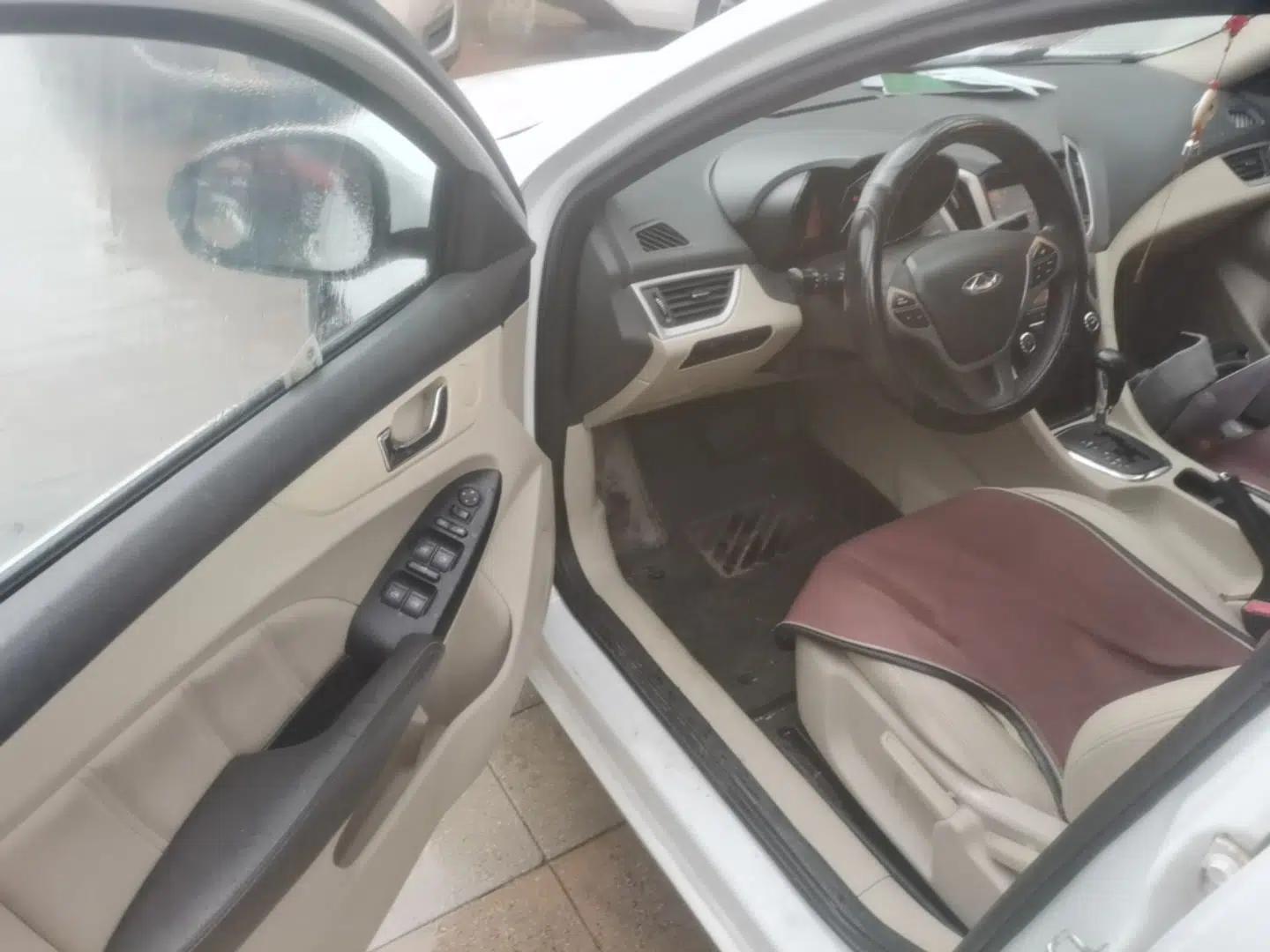 Chery Arrizo 7 2013 1.6L CVT ZhiShang Edition — миниатюра 23