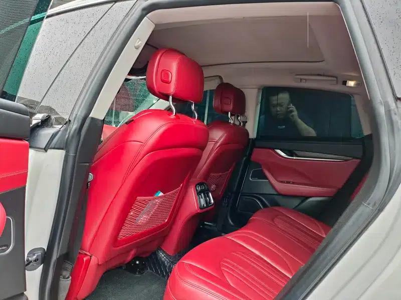 2016 Levante 3.0T — миниатюра 16