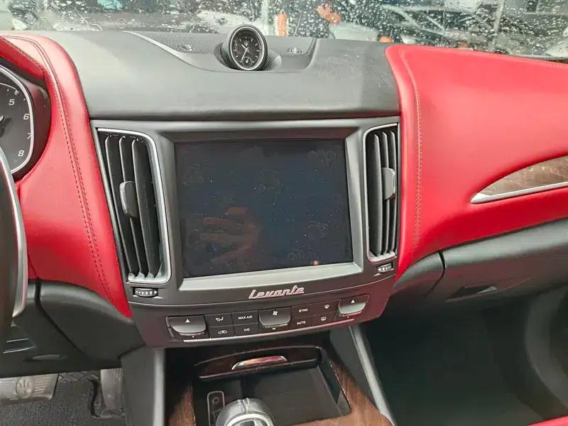 2016 Levante 3.0T — миниатюра 9
