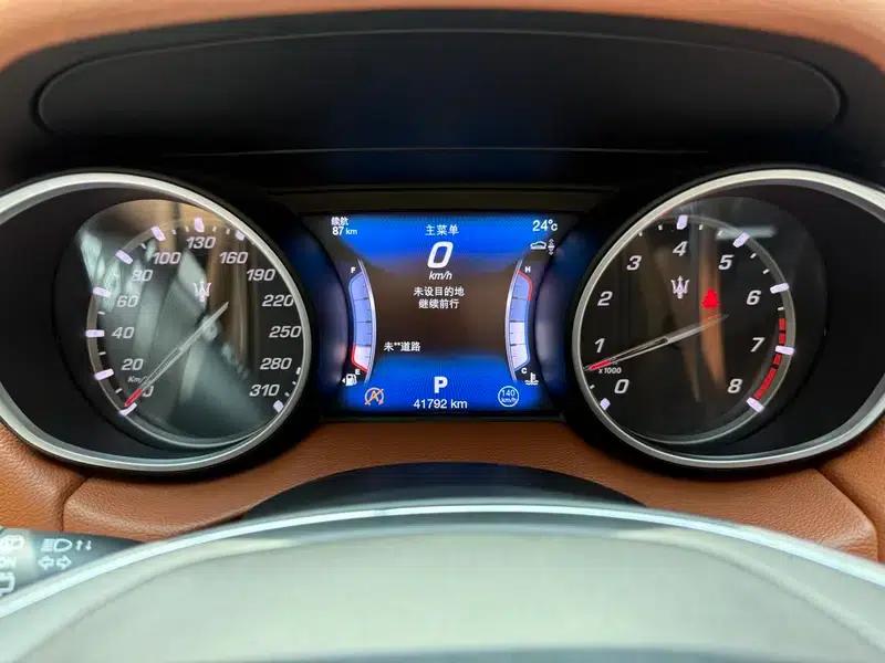 2017 Levante 3.0T (Parallel Import) — миниатюра 16