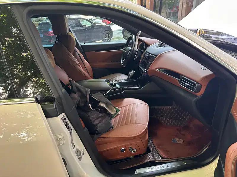 2021 Levante 3.0T Standard Edition — миниатюра 8