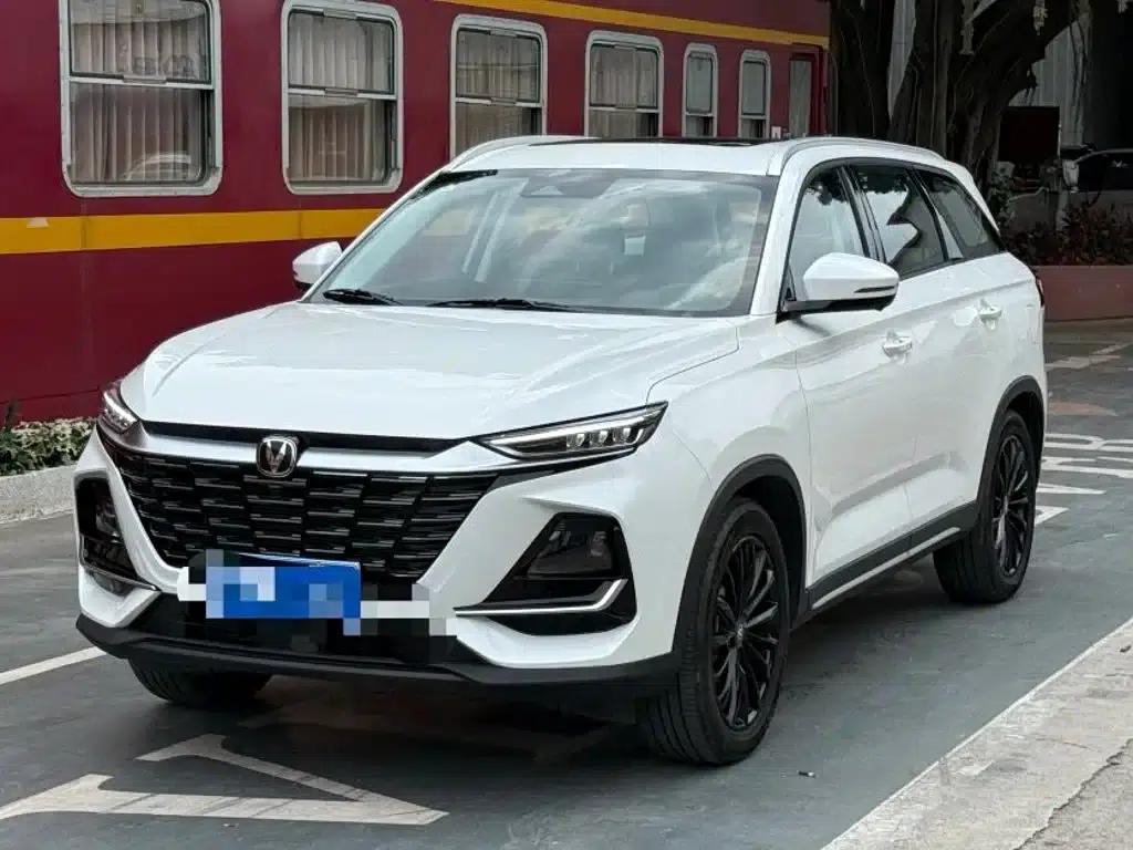 Changan CS75 2026 PRO 1.5T DCT Premium 7-seater — миниатюра 1