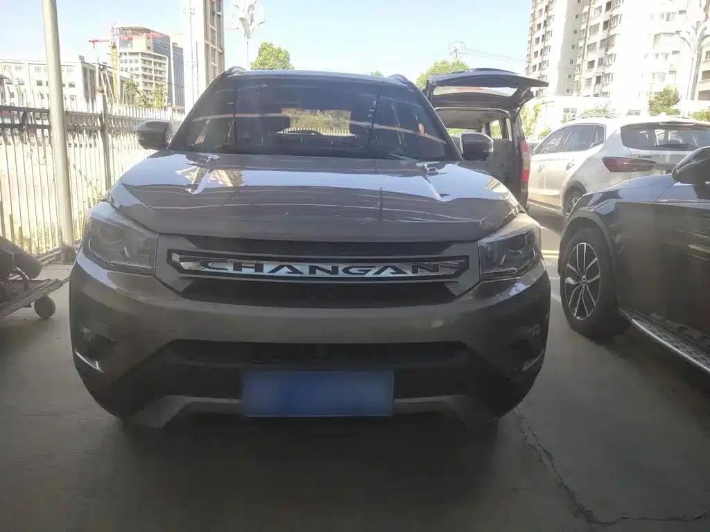 Changan CS75 2017 Fashion Edition 1.5T Automatic Sharp Model — миниатюра 11