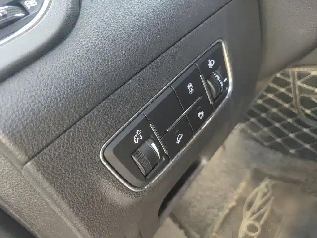 Changan CS75 2017 Fashion Edition 1.5T Automatic Sharp Model — миниатюра 8