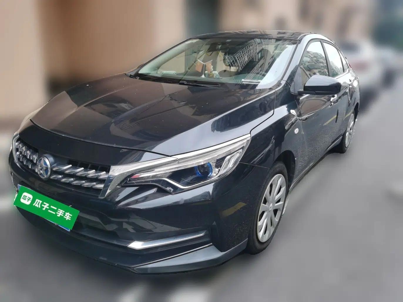 Venucia D60 2018 1.6L Manual Fashion Edition — миниатюра 1