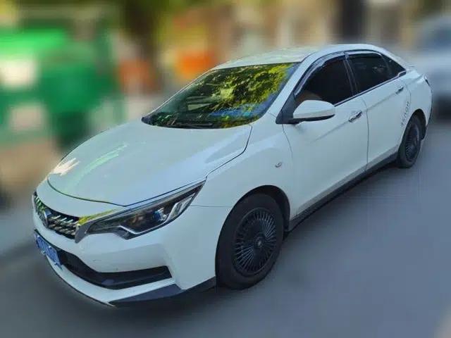 Venucia D60 2020 1.6L Entry Manual Comfort Edition