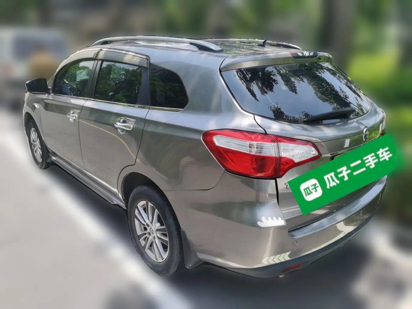 Venucia T70 2016 2.0L CVT Smart Choice Edition — миниатюра 4