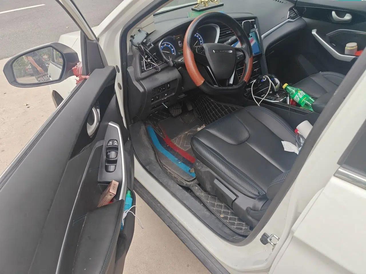 Venucia D60EV 2022 Standard Range Smart Drive Version — миниатюра 16