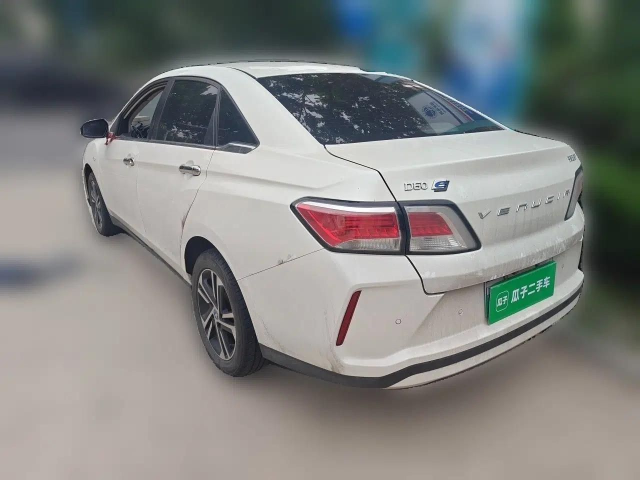Venucia D60EV 2022 Standard Range Smart Drive Version — миниатюра 4