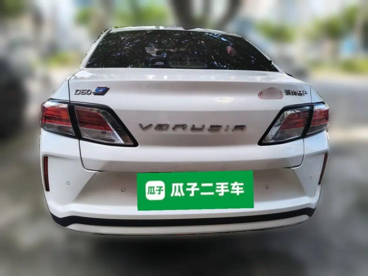Venucia D60EV 2022 Standard Range Comfort Edition — миниатюра 5