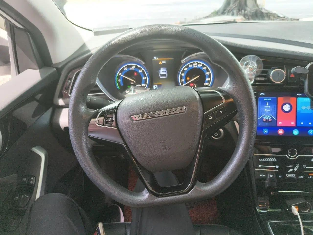 Venucia D60EV 2022 Standard Range Comfort Edition — миниатюра 10