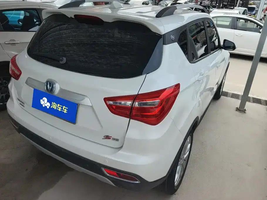 Changan CS35 2017 1.6L Manual Deluxe Edition — миниатюра 3