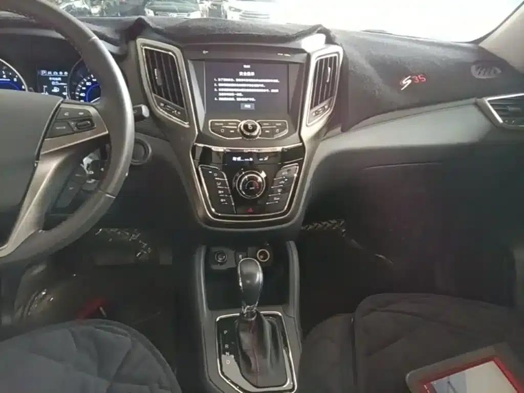Changan CS35 2017 1.6L Automatic Deluxe Edition — миниатюра 13