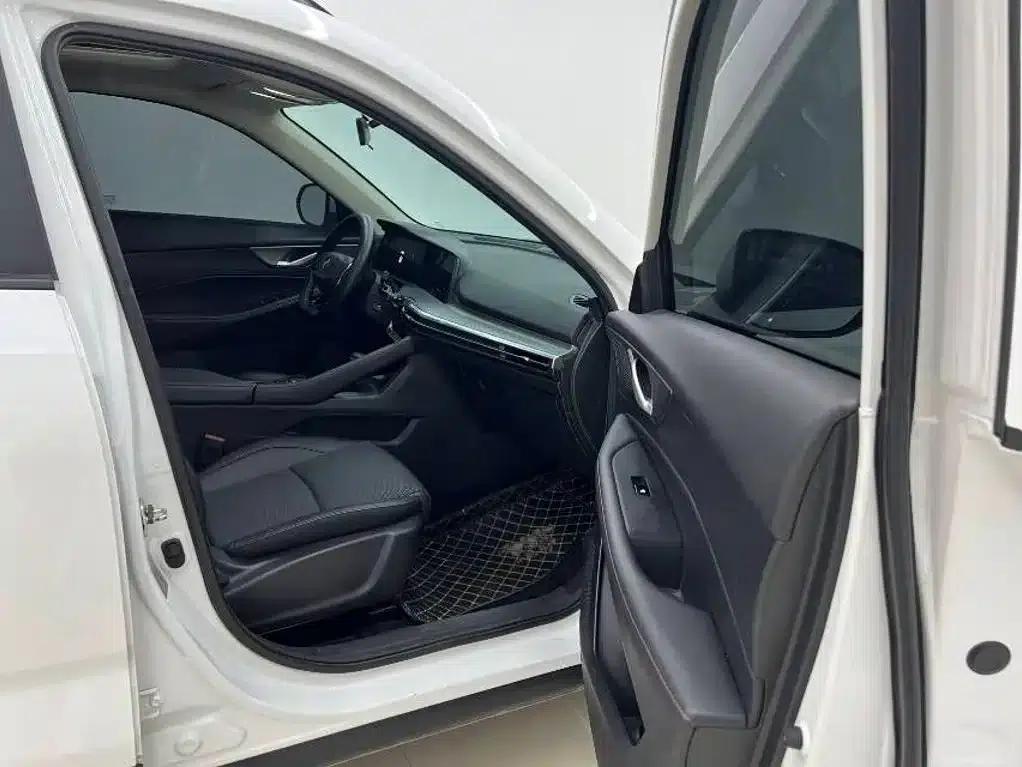 Changan CS35PLUS 2023 Enjoy Edition 1.4T DCT Luxury Model — миниатюра 11