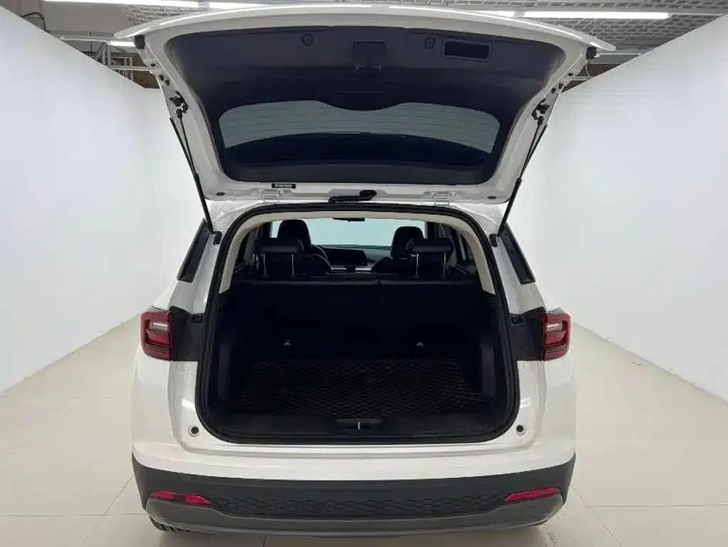 Changan CS35PLUS 2023 Enjoy Edition 1.4T DCT Luxury Model — миниатюра 8