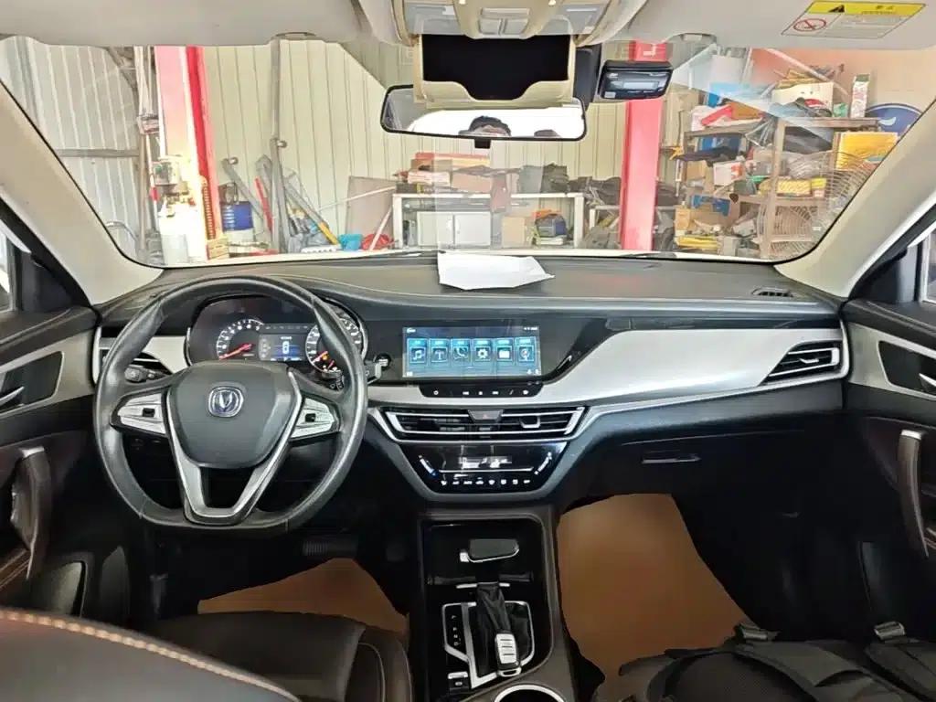 Changan CS35PLUS 2019 1.6L Automatic Connected Edition — миниатюра 10