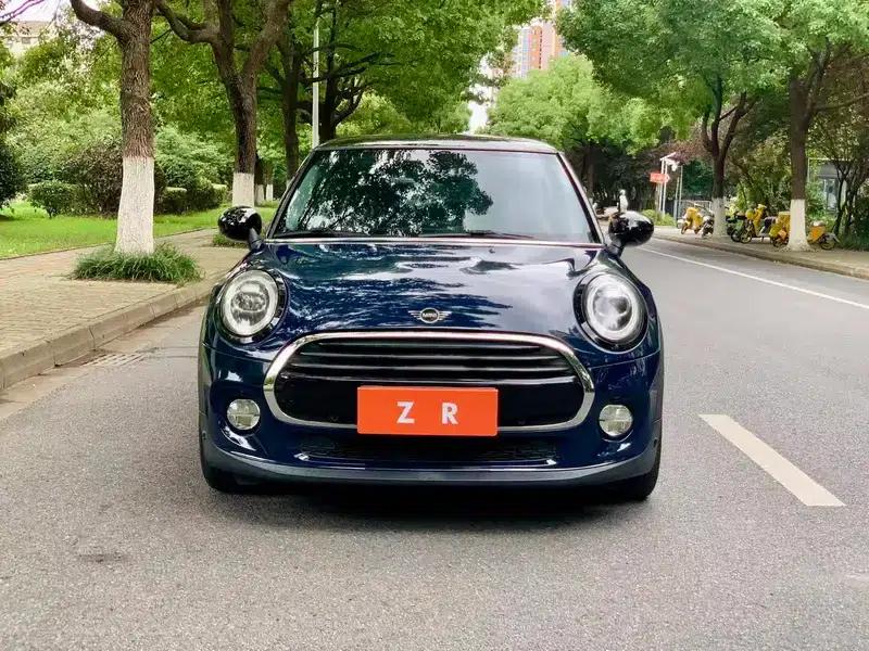 MINI 2018 1.5T COOPER Artist — миниатюра 2