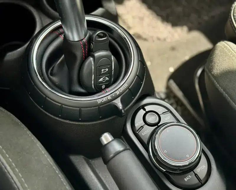 MINI 2016 2.0T COOPER S Pioneer — миниатюра 8