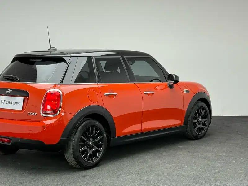 2019 MINI 1.5T COOPER Classic 5-Door — миниатюра 10