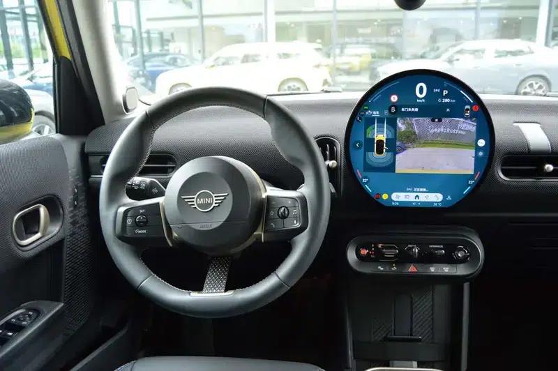 MINI 2025 1.5T COOPER 5-Door Classic — миниатюра 10