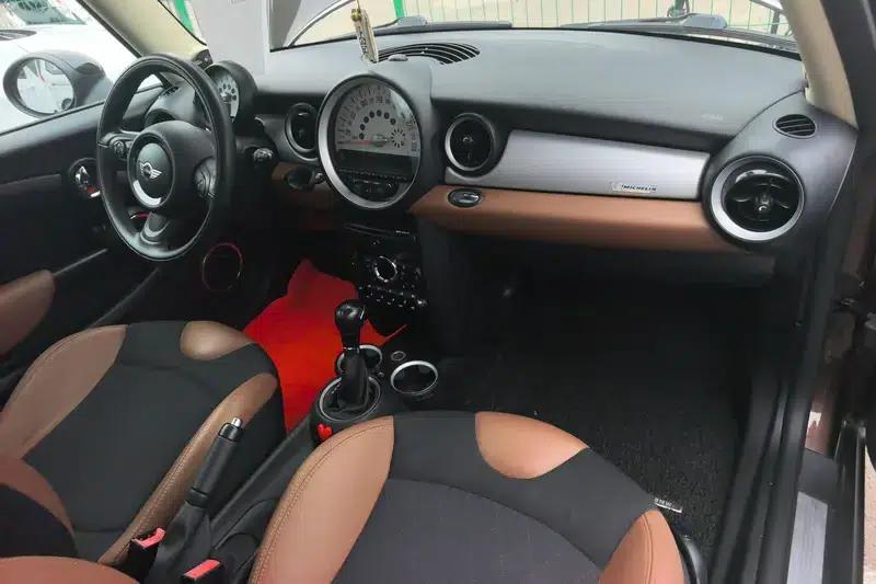 MINI 2011 1.6L COOPER Excitement — миниатюра 16