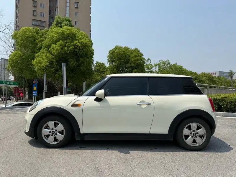 2014 MINI 1.2T ONE — миниатюра 4