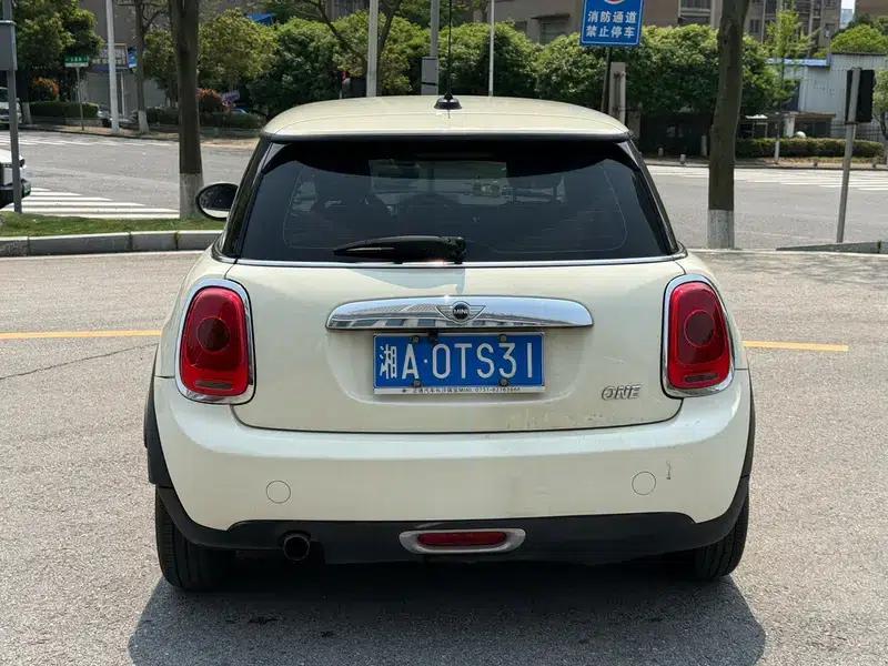 2014 MINI 1.2T ONE — миниатюра 6