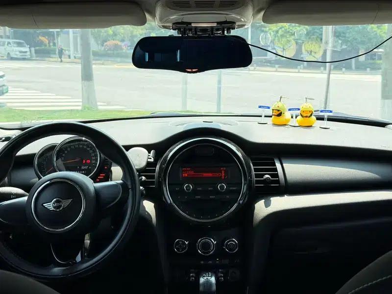 2014 MINI 1.2T ONE — миниатюра 8