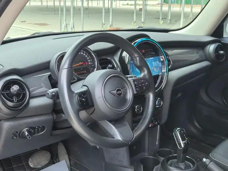 MINI 2022 1.5T ONE — миниатюра 8